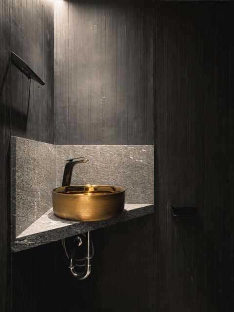 In Him - ALTO 藍塘傲