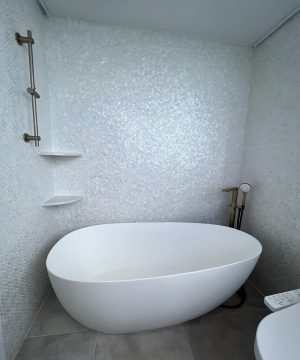 Master Bathroom (2)